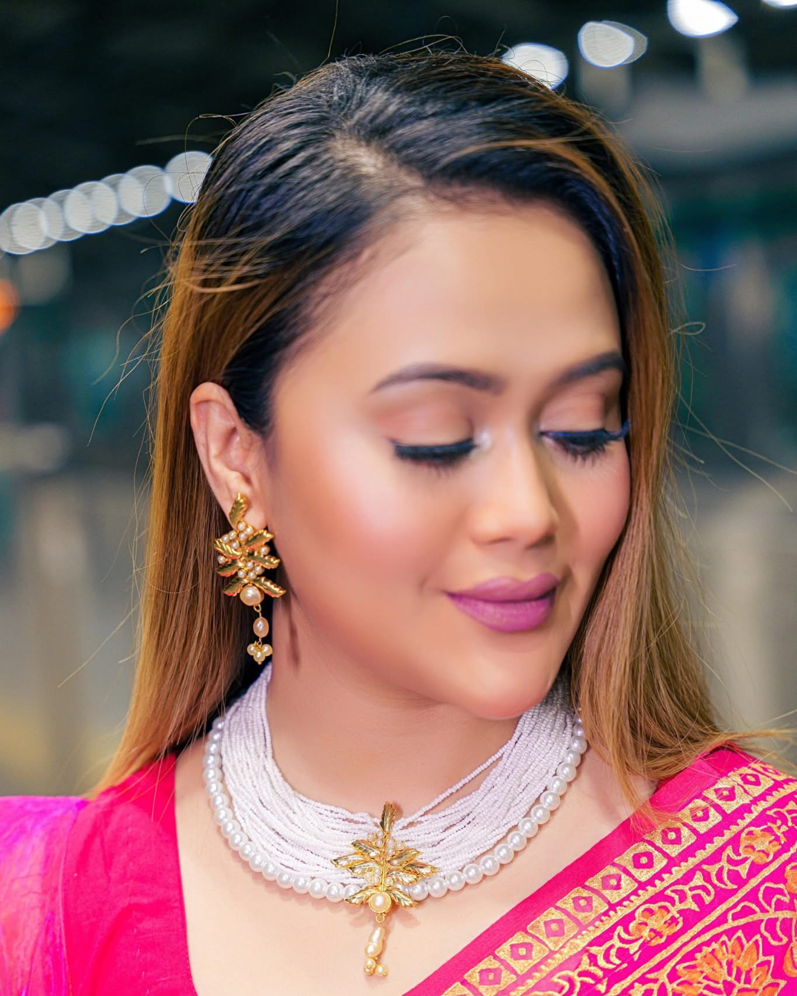 Floral Radiance Necklace Set